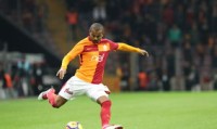 中国足球职业联赛引进智能化裁判技术，中国足球裁判员官网
